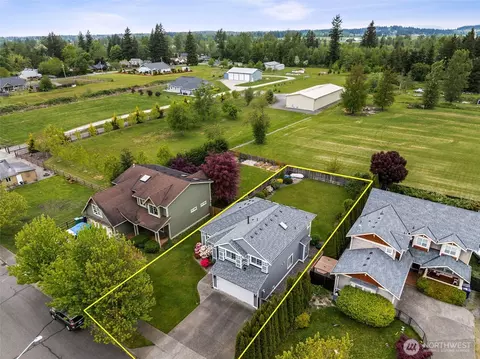 View/Area - 1855 Shanon Ln, Enumclaw, WA 98022 photo 1 of 4
