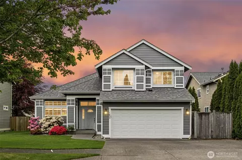 1855 Shanon Ln, Enumclaw, WA 98022