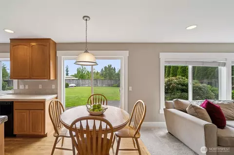 Dining - 1855 Shanon Ln, Enumclaw, WA 98022 photo 1 of 2