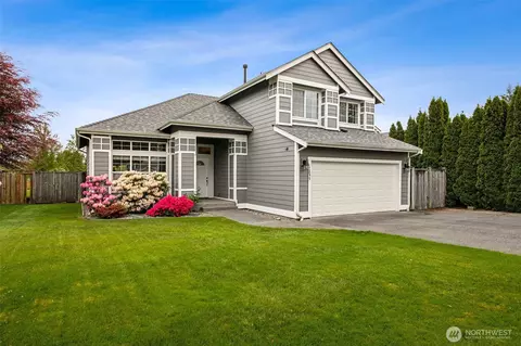 Exterior - 1855 Shanon Ln, Enumclaw, WA 98022 photo 2 of 7