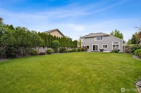 Exterior - 1855 Shanon Ln, Enumclaw, WA 98022 photo 3 of 7