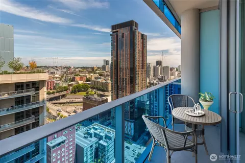 737 Olive Way #2703, Seattle, WA 98101