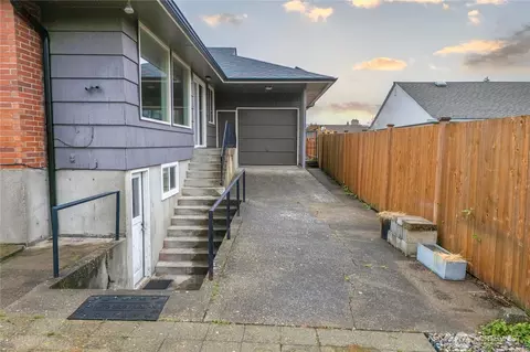 2605 E 22nd St, Bremerton, WA 98310 photo 27