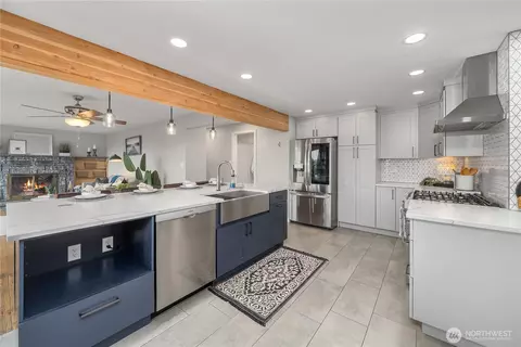 2605 E 22nd St, Bremerton, WA 98310 photo 8