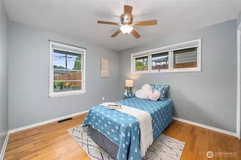 2605 E 22nd St, Bremerton, WA 98310 photo 23