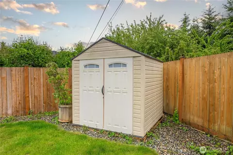 2605 E 22nd St, Bremerton, WA 98310 photo 31