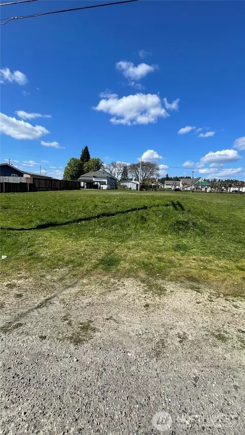 606 W Waldrip, Elma, WA 98541