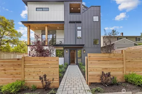 6011 43rd Ave NE, Seattle, WA 98115