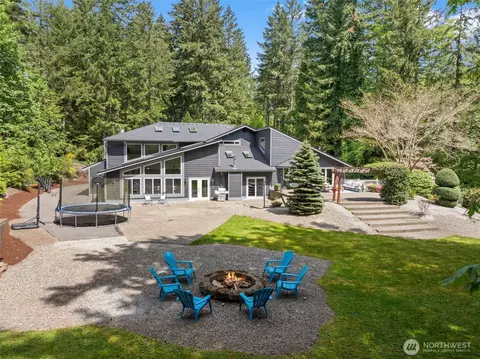6118 76th Avenue Ct NW, Gig Harbor, WA 98335