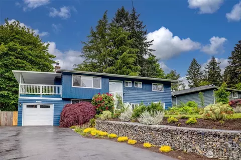 20221 77th Ave NE, Kenmore, WA 98028