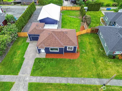 View/Area - 1456 Pioneer St, Enumclaw, WA 98022 photo 1 of 2