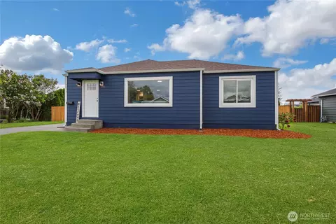 Exterior - 1456 Pioneer St, Enumclaw, WA 98022 photo 9 of 9