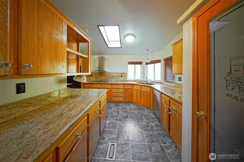 19308 8th Ave E, Spanaway, WA 98387 photo 17