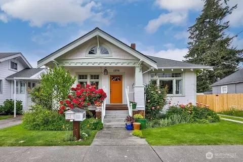 1206 N 2nd St, Renton, WA 98057