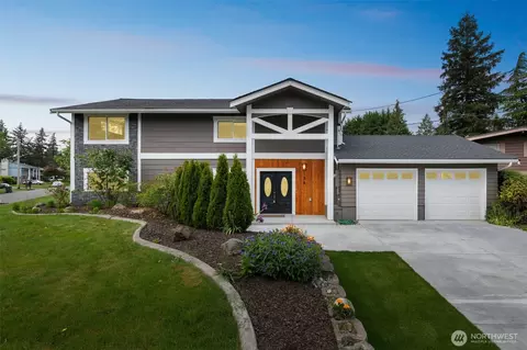 136 145th Ave NE, Bellevue, WA 98007