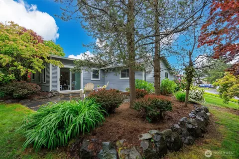 Exterior - 2503 165th Pl SE, Bothell, WA 98012 photo 9 of 9