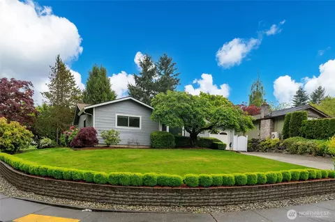 Exterior - 2503 165th Pl SE, Bothell, WA 98012 photo 3 of 9