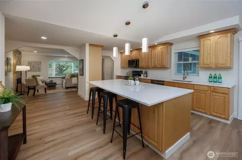 Kitchen - 2503 165th Pl SE, Bothell, WA 98012 photo 3 of 5