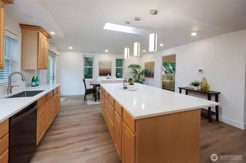 Kitchen - 2503 165th Pl SE, Bothell, WA 98012 photo 1 of 5