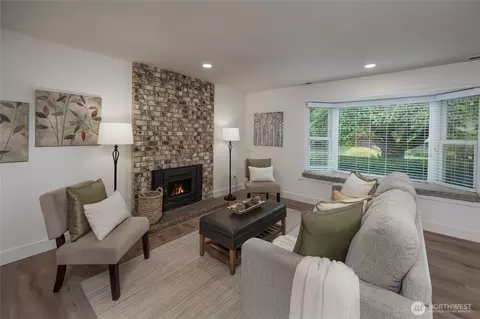 Living - 2503 165th Pl SE, Bothell, WA 98012 photo 3 of 4
