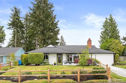 16124 Midvale Ave N, Shoreline, WA 98133