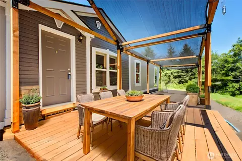 178 Bear View Dr, Chehalis, WA 98532