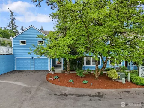 4037 220th Pl SE #1105, Issaquah, WA 98029