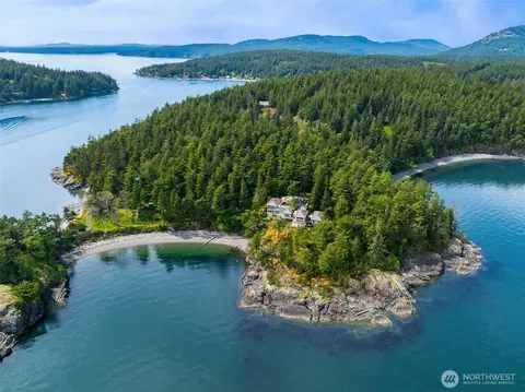 871 Deer Point Rd, Olga, WA 98279
