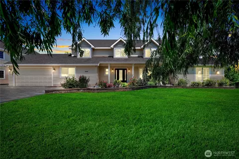 2060 5th St, Wenatchee, WA 98801