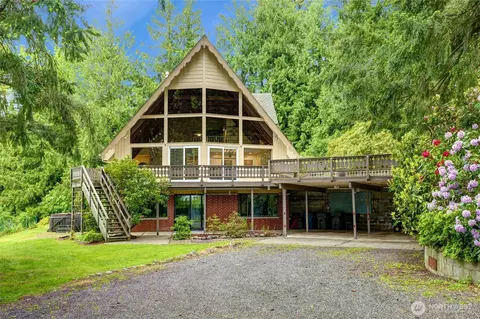15731 Tiger Mountain Rd SE, Issaquah, WA 98027