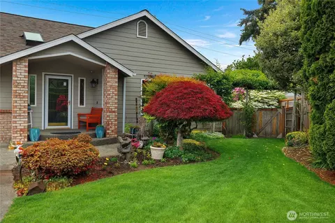 8004 Mountain Aire Ct SE, Olympia, WA 98503