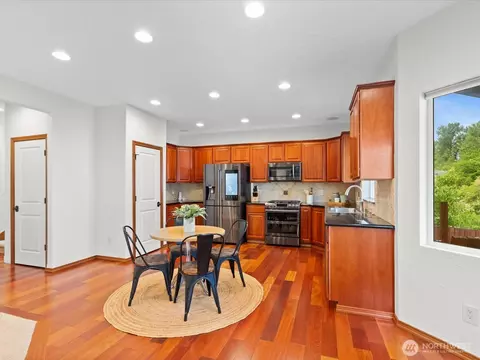 Kitchen - 23717 17th Pl W, Bothell, WA 98021 photo 1 of 2