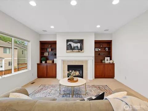 Living - 23717 17th Pl W, Bothell, WA 98021 photo 1 of 4