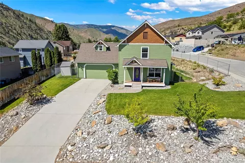 1001 Mesa Pl, Entiat, WA 98822