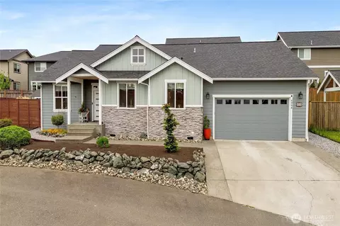 6068 Monument Dr, Ferndale, WA 98248