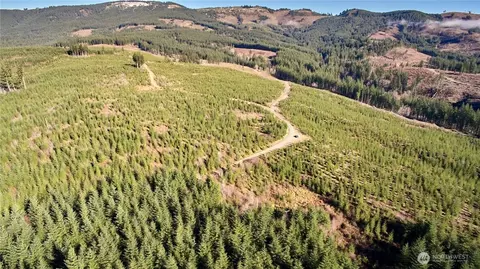 4 NE Jones Creek Rd, Camas, WA 98607