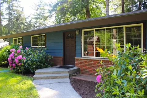 14207 177th Ave SE, Renton, WA 98059