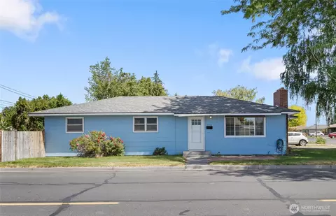 1214 SW 3rd Ave, Quincy, WA 98848