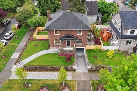 103 W Boston St, Seattle, WA 98119