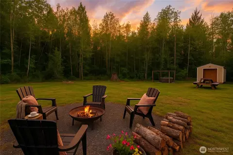 5950 Hoogdal Branch Rd, Sedro Woolley, WA 98284