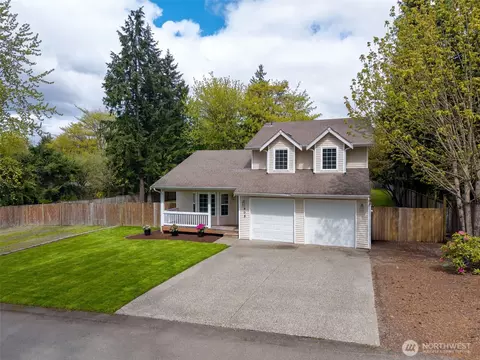 805 292nd St E, Roy, WA 98580