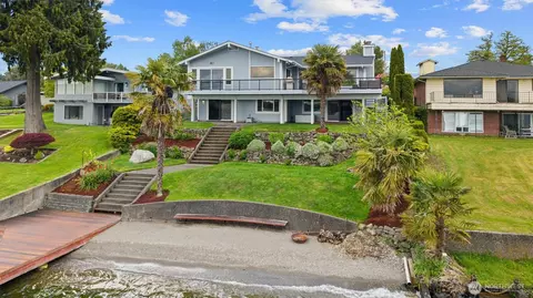 528 E Lake Stevens Rd, Lake Stevens, WA 98258