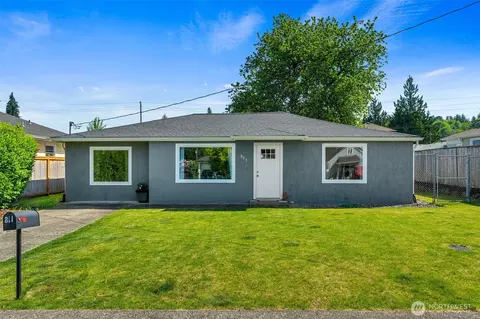811 Hayes St SW, Tumwater, WA 98512