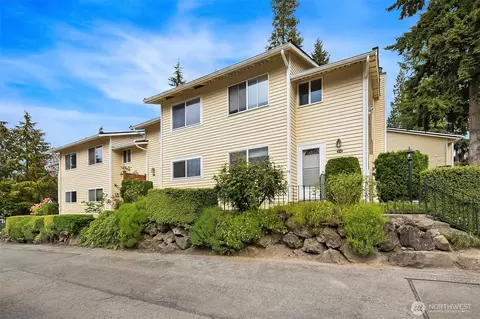 12024 101st Ave NE #E3, Kirkland, WA 98034