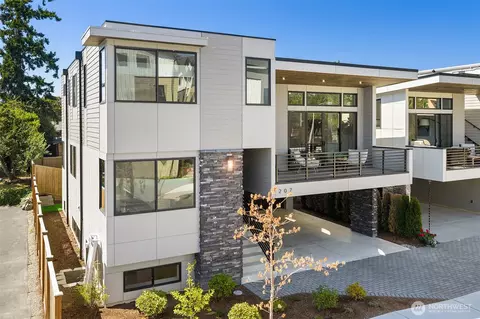 207 2nd Ave S, Kirkland, WA 98033