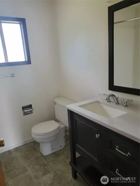 2020 E 15th St, Bremerton, WA 98310 photo 29