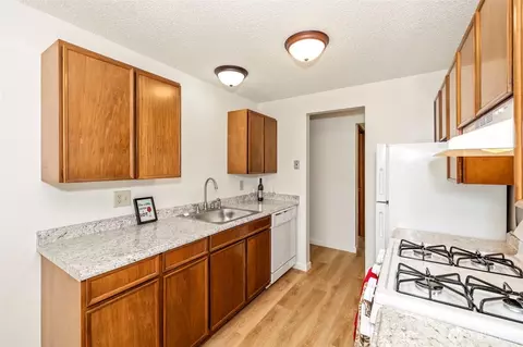 2020 E 15th St, Bremerton, WA 98310 photo 9