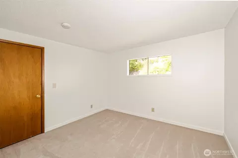 2020 E 15th St, Bremerton, WA 98310 photo 16