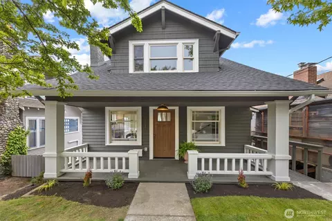 2711 10th Ave W, Seattle, WA 98119
