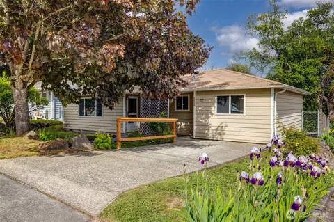 8826 29th Ave SW, Seattle, WA 98126